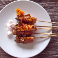 chicken sate from side