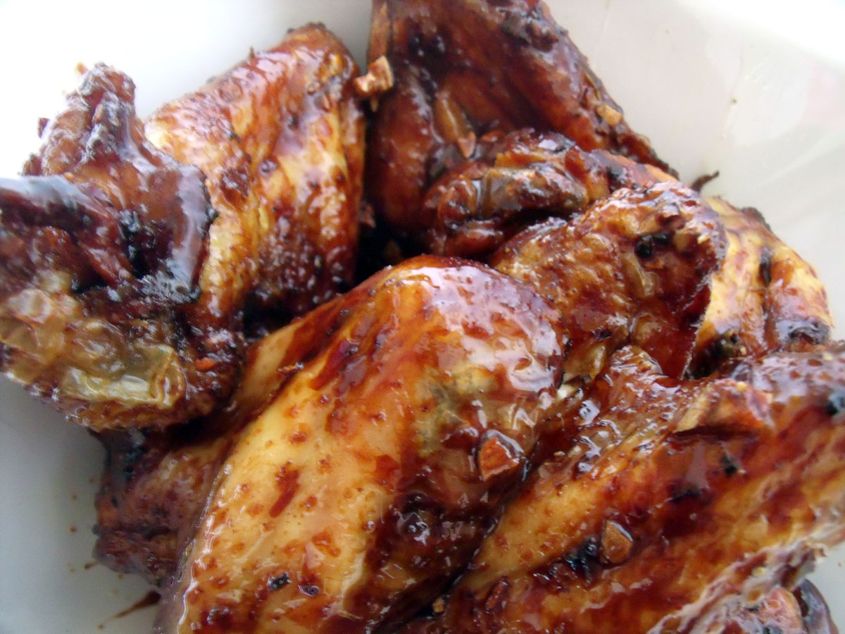 Sayap ayam goreng kecap recipe - Sweet and sticky chicken wings - Wil